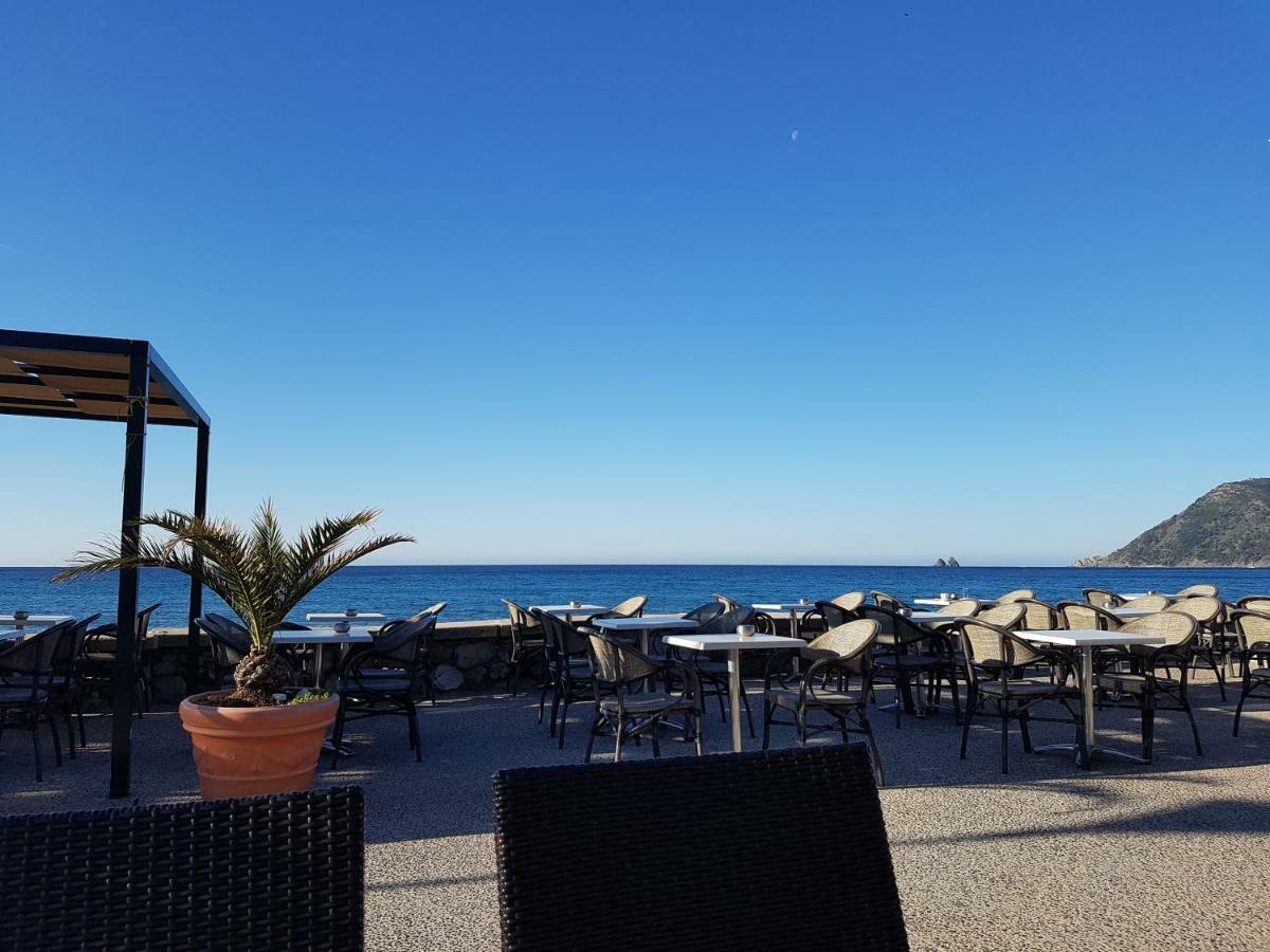 Appartement les marines de Tamaris à La Seyne-sur-Mer Extérieur photo